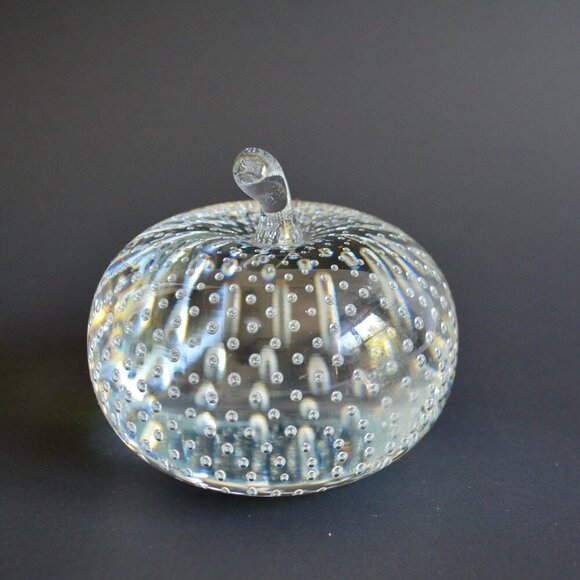 Vintage Solid Glass Apple Paperweight Controlled Bubbles Bolle Bullicante 3.25" - Picture 4 of 10